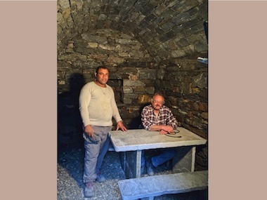Fertiger Grottokeller